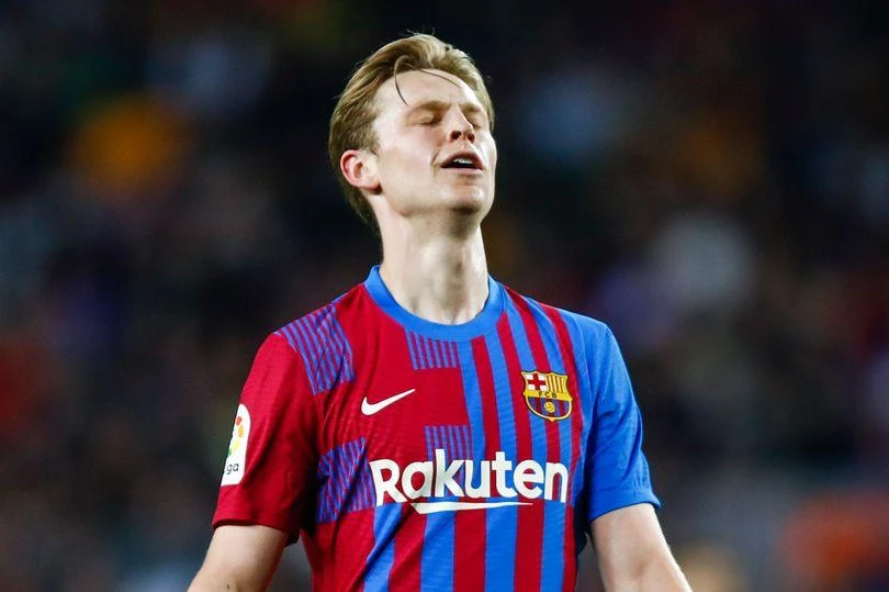 De Jong muốn ở lại Barca để được đá Champions League thay vì sang MU chơi giải hạng 2 Europa League. ẢNH: GETTY De Jong muốn ở lại Barca để được đá Champions League thay vì sang MU chơi giải hạng 2 Europa League. ẢNH: GETTY
