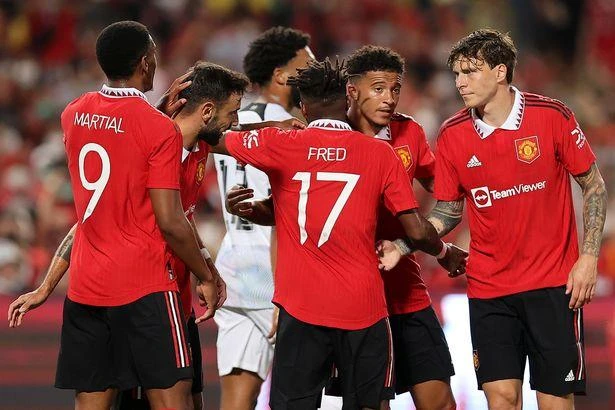 Sancho, Fred và Martial ghi 3 bàn cho Man Utd trong hiệp 1. ẢNH: GETTY