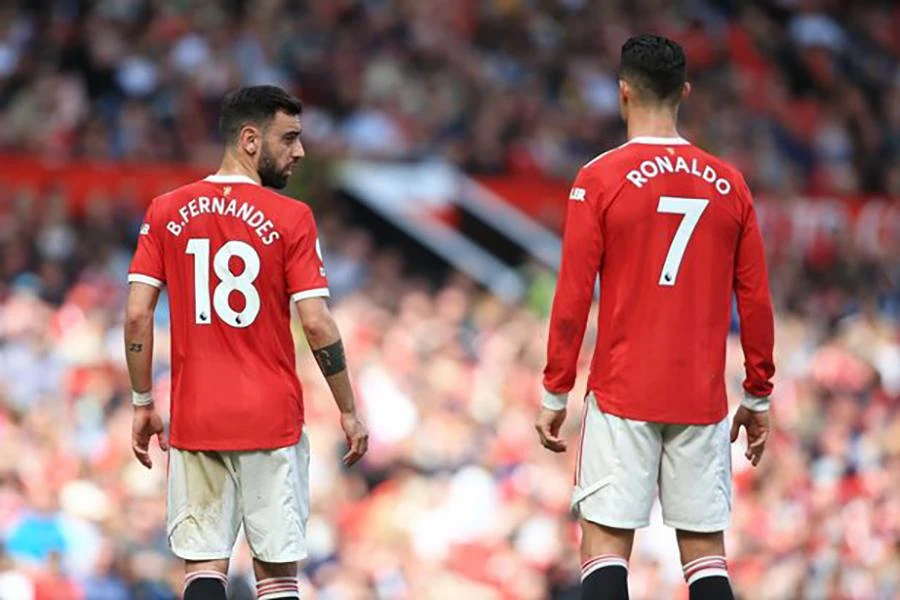Bruno Fernandes muốn biết chuyện gì xảy ra khi Ronaldo trở lại. ẢNH: GETTY Bruno Fernandes muốn biết chuyện gì xảy ra khi Ronaldo trở lại. ẢNH: GETTY