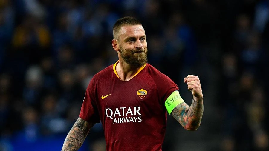 De Rossi mong muốn làm HLV trưởng AS Roma vào một ngày nào đó. ẢNH: OCTAVIO PASSOS