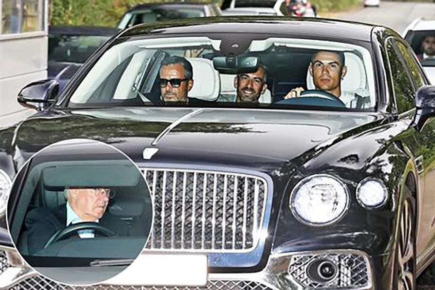 Sir Alex nỗ lực thuyết phục nhưng Ronaldo vẫn giữ ý định ra đi. ẢNH: DAILY STAR