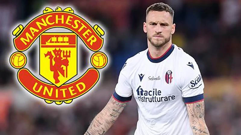Thương vụ MU mua Marko Arnautovic sụp đổ vì bị fan phản đối. ẢNH: MIRROR