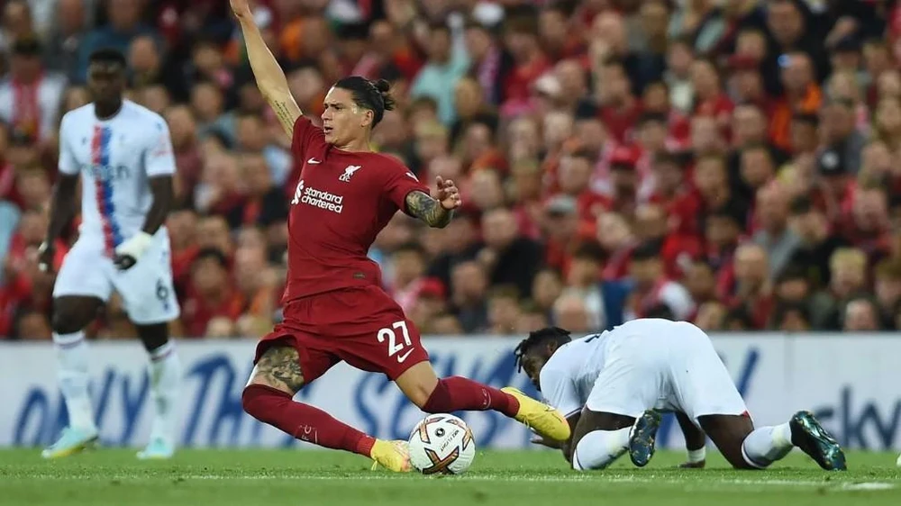 Dù bị đánh giá thấp hơn nhưng Crystal Palace đã có trận đấu hay tại sân Anfield. Ảnh: Getty