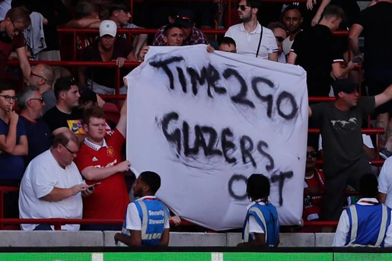 Các CĐV Man United sẽ tổ chức biểu tình chống lại nhà Glazer trong trận đấu với Liverpool. ẢNH: GETTY