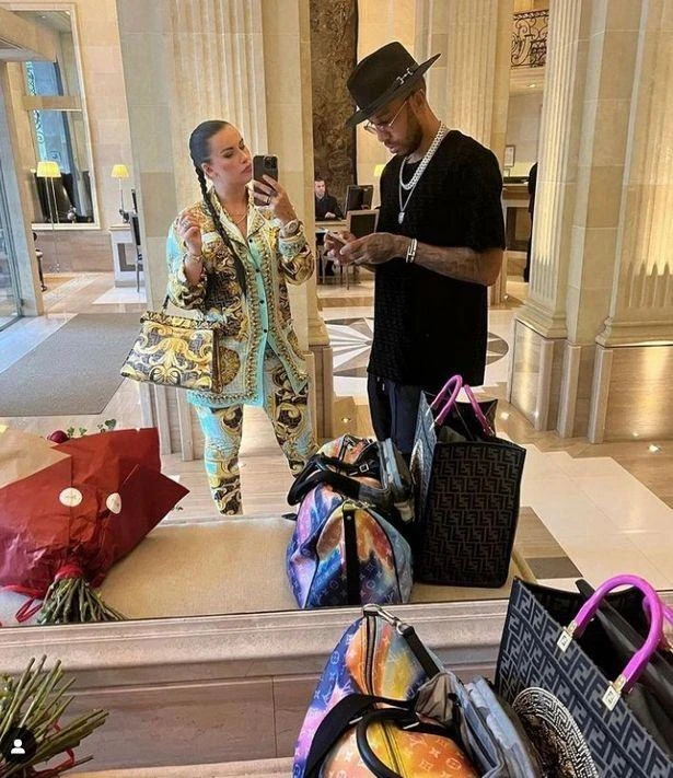 Vợ chồng Pierre-Emerick Aubameyang có một cuộc sống đáng mơ ước. ẢNH: INSTAGRAM Vợ chồng Pierre-Emerick Aubameyang có một cuộc sống đáng mơ ước. ẢNH: INSTAGRAM