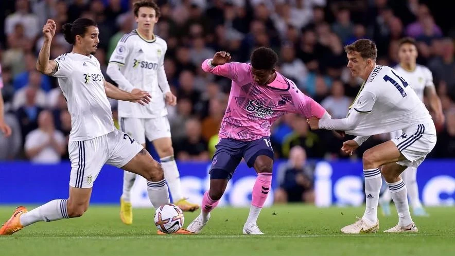 Khủng hoảng vẫn chưa buông tha cho Everton. Ảnh: Getty