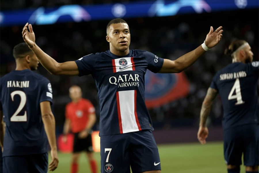 Mbappe rực sáng với cú đúp vào lưới Juventus. ẢNH: EPA