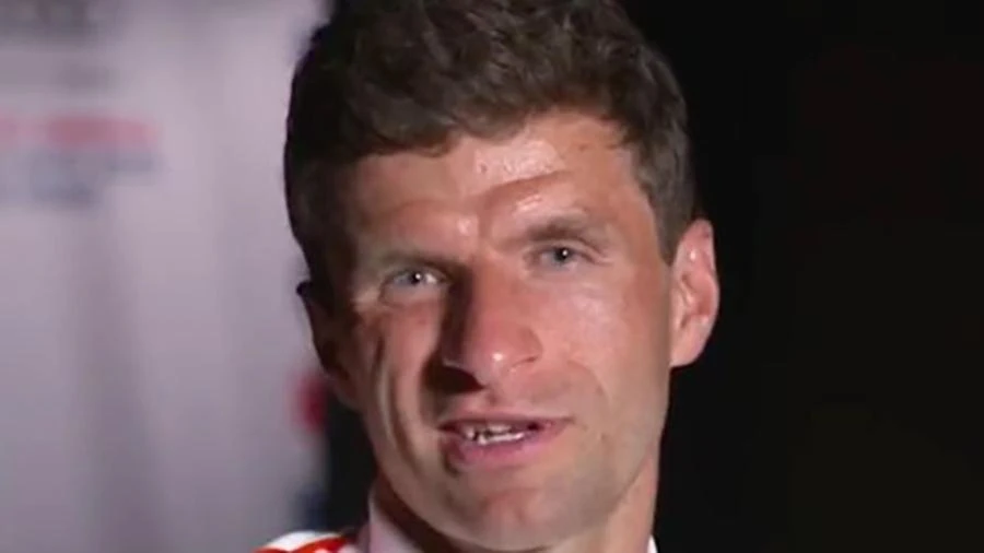 Muller háo hức khi đối đầu với Lewandowski. ẢNH: GETTY