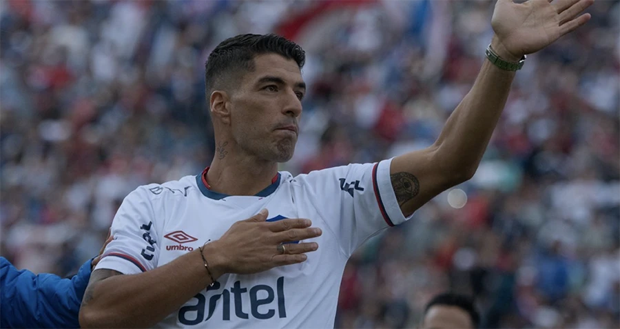 Luis Suarez chuẩn bị rời CLB quê nhà lần thứ 2 trong sự nghiệp. Ảnh: ESPN Luis Suarez chuẩn bị rời CLB quê nhà lần thứ 2 trong sự nghiệp. Ảnh: ESPN