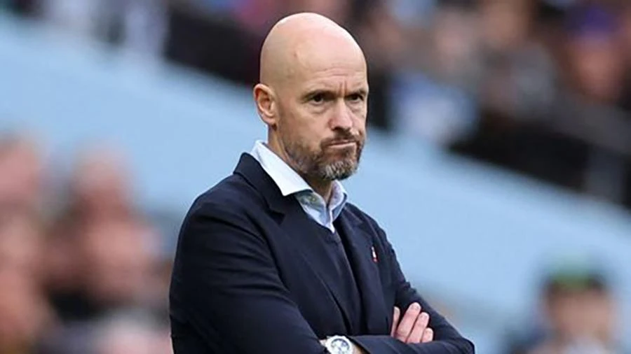Ten Hag bất lực chứng kiến MU thảm bại trước Man City. ẢNH: GETTY Ten Hag bất lực chứng kiến MU thảm bại trước Man City. ẢNH: GETTY