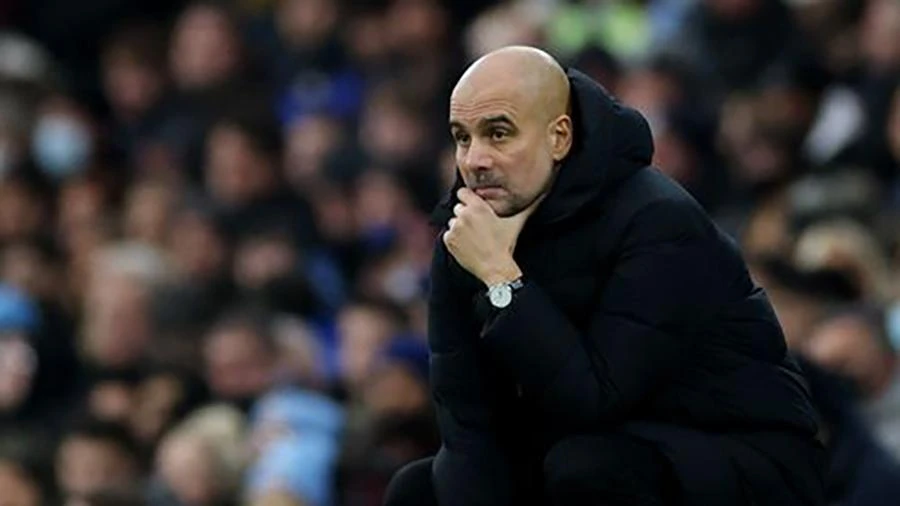 HLV Pep Guardiola hết lời ca ngợi cậu học trò trẻ Phil Foden. ẢNH: GETTY