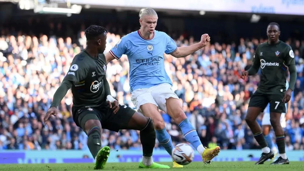 Erling Haaland là chân sút làm khổ các thủ môn. Ảnh: Getty