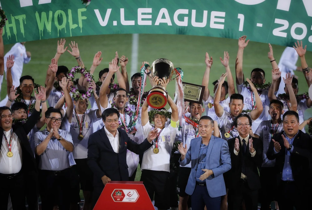 Hà Nội vô địch V-League