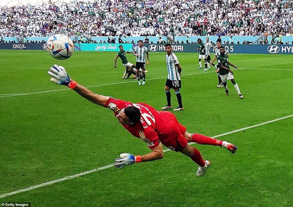 Bàn thắng làm nên lịch sử của Saudi Arabia. ẢNH: GETTY Bàn thắng làm nên lịch sử của Saudi Arabia