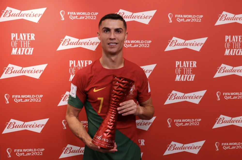 Ronaldo được bầu là cầu thủ xuất sắc nhất trận. ẢNH: GETTY