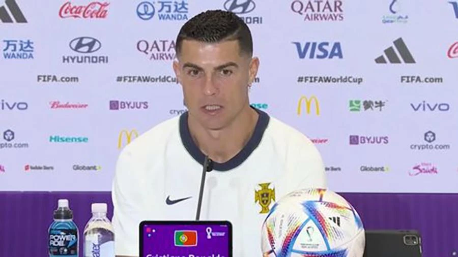 Ronaldo đã đạt thỏa thuận chấm dứt hợp đồng với Man Utd. ẢNH: HAYTERS TV