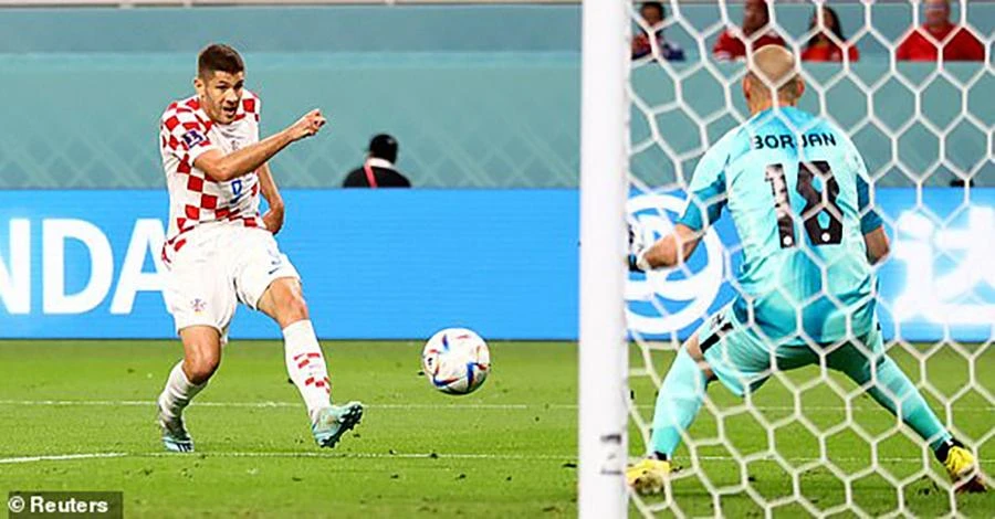 Bản lĩnh của Đương kim Á quân thế giới đã thể hiện đúng lúc. Ảnh: Getty