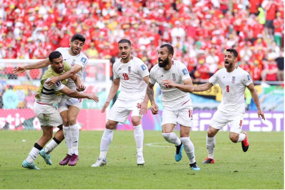 Iran có cơ hội lần đầu tiên vượt qua vòng bảng sau 5 lần tham dự World Cup. Ảnh: GETTY