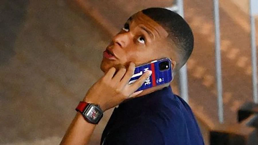 Kylian Mbappe và tuyển Pháp cũng đối mặt với vấn đề tương tự như tuyển Đức tại World Cup 2022. ẢNH: MIRROR