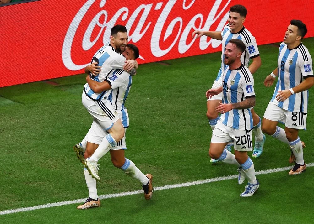 Argentina tiến vào bán kết gặp Croatia. Ảnh: Getty