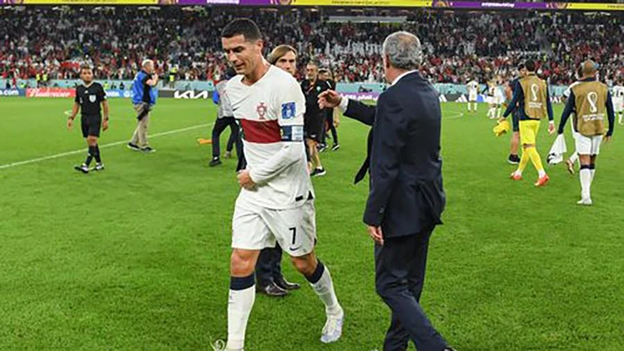 Ronaldo kết thúc hành trình World Cup 2022 trong nước mắt. ẢNH: GETTY