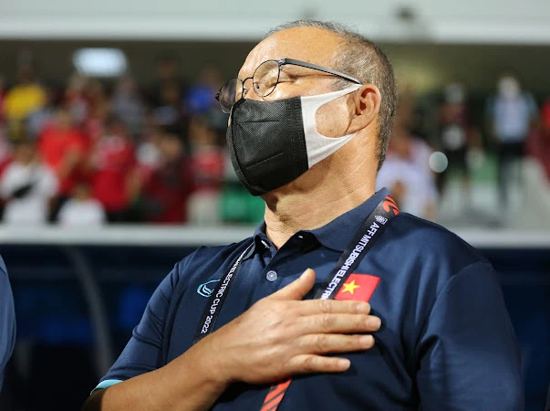 HLV Park Hang-seo trong trận đấu với Singapore. ẢNH: ANH HỮU