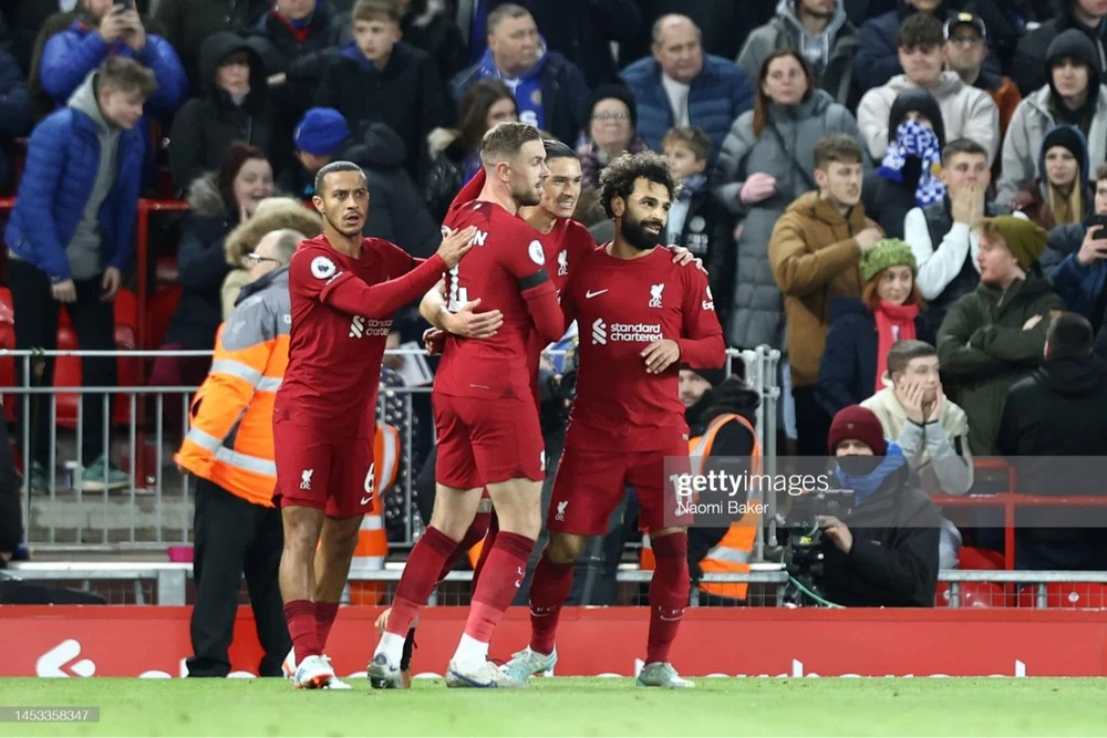 Liverpool có được 3 điểm đầy may mắn trước Leicester City. Ảnh: Getty