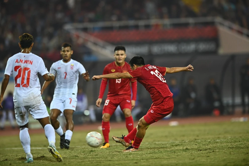 Văn Quyết đang rất khát khao có được bàn thắng ở AFF Cup 2022. ẢNH: ANH THỎA