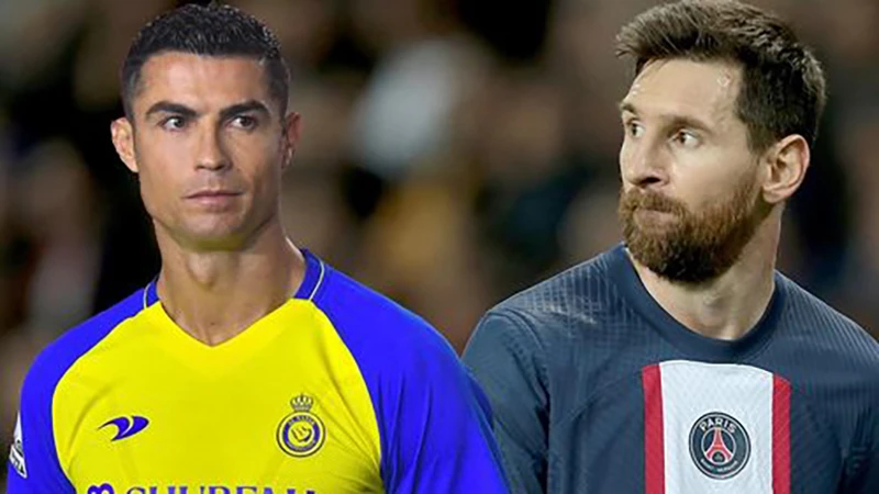 Ronaldo đến với giải châu Á, còn Messi vẫn còn thi đấu tại châu Âu. ẢNH: MIRROR Ronaldo đến với giải châu Á, còn Messi vẫn còn thi đấu tại châu Âu. ẢNH: MIRROR