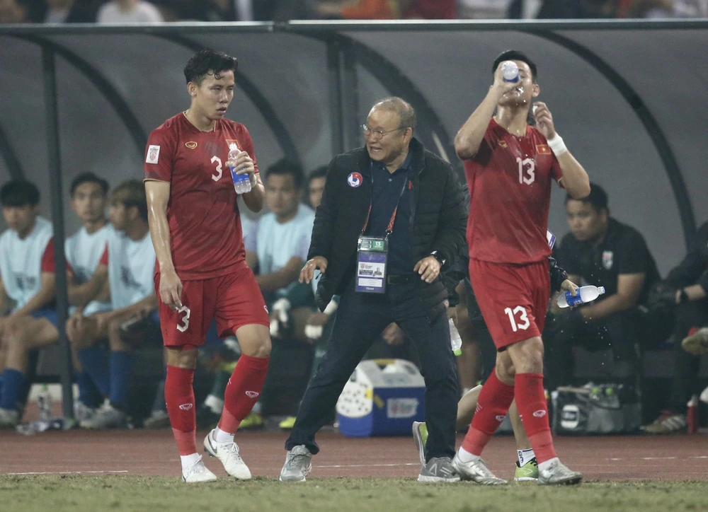 Park Hang-seo là kiến trúc sư làm tạo nên thành tích vượt bậc cho bóng đá Việt Nam trong hơn 5 năm qua. ẢNH: SIAMSPORT