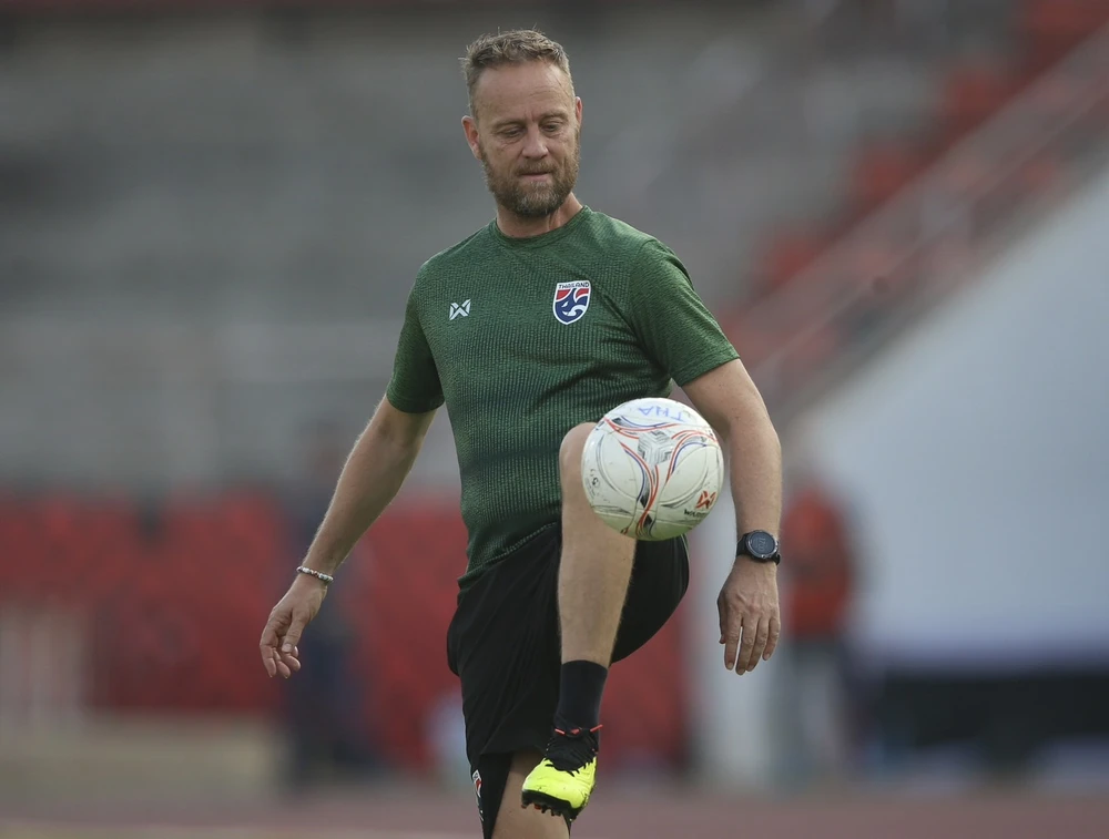 Polking hi vọng Dangda kịp bình phục chấn thương. ẢNH: SIAMSPORT