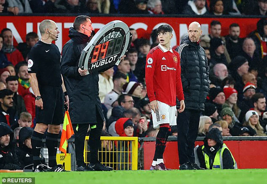 Garnacho tiếp tục là "quân bài" chiến lược của Ten Hag trong những trận đấu sắp tới của MU. ẢNH: REUTERS