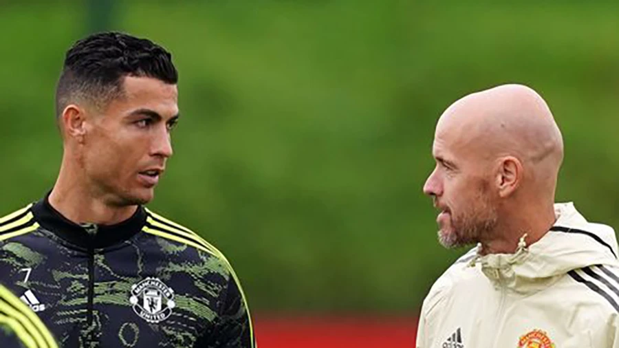 Morgan muốn Ten Hag phải xin lỗi Ronaldo. ẢNH: GETTY
