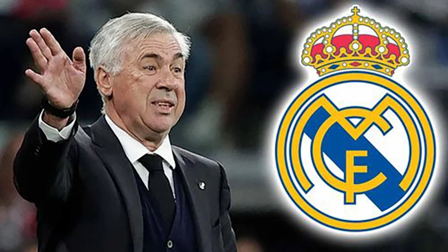 Ancelotti hiểu sự tức giận của Asensio nhưng vẫn sử dụng cầu thủ này rất hạn chế. ẢNH: MIRROR