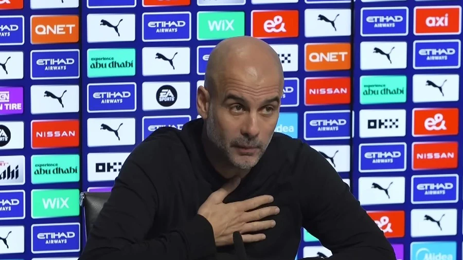Pep Guardiola từng tuyên bố sẽ rời Man City ngay lập tức nếu phát hiện các ông chủ của CLB nói dối về tài chính. ẢNH: MAN CITY