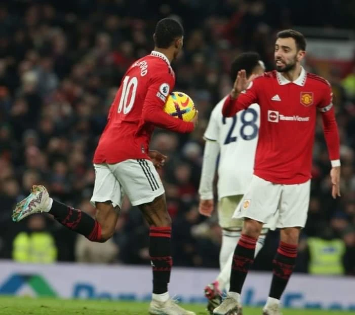 Rashford tiếp tục ghi bàn giúp MU tránh một trận thua. Ảnh: Getty