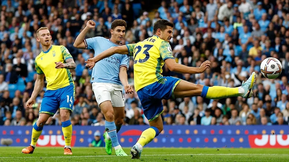 Man City quá mạnh so với Nottingham. Ảnh: Getty