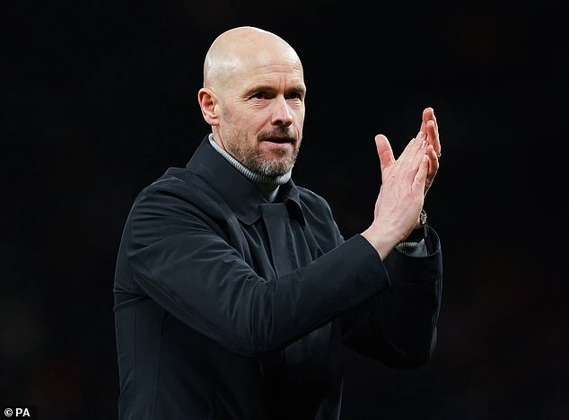 Ten Hag đã hoàn toàn nắm quyền lực trong tay tại MU. ẢNH: PA