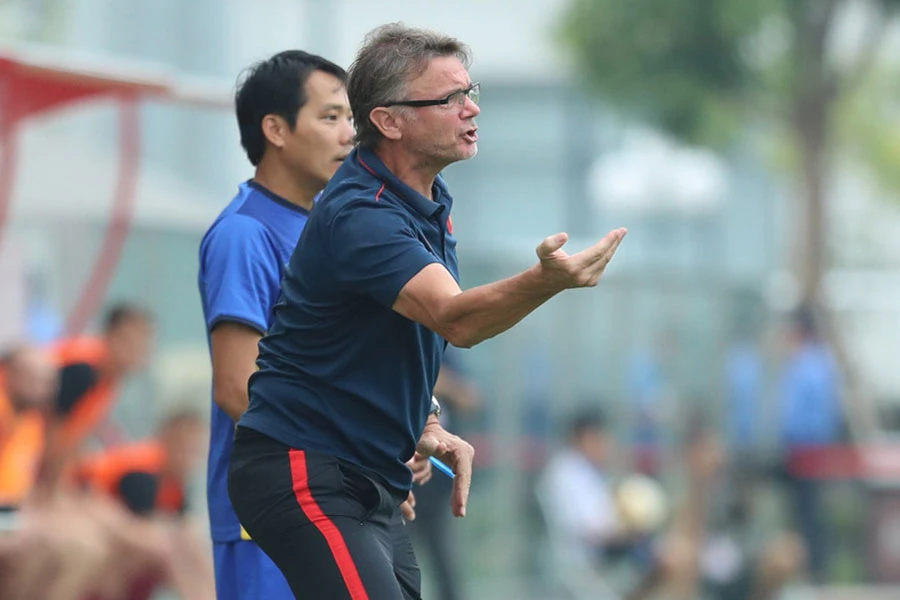 HLV Troussier không phải là người xa lạ với bóng đá Việt Nam.