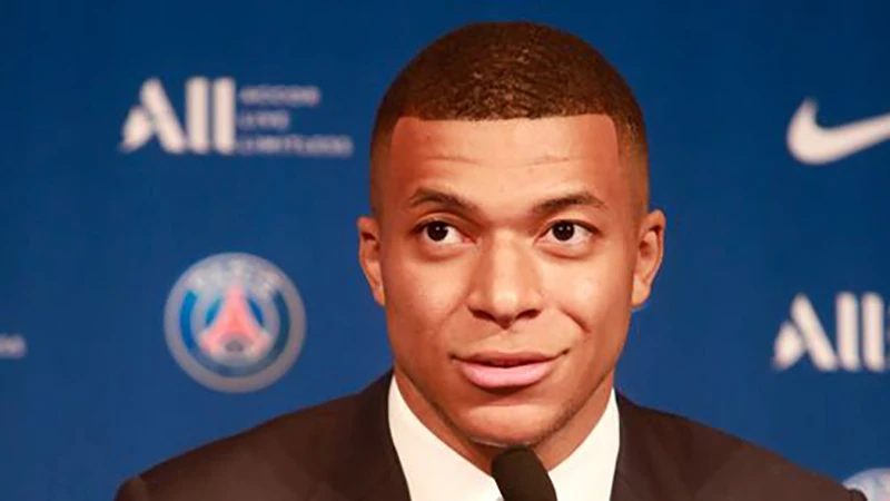 PSG chi khủng để giữ chân Mbappe trong 3 năm. ẢNH: GETTY