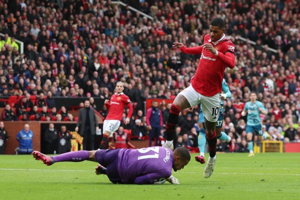 Rashford không thể giúp MU giành trọn 3 điểm. Ảnh: Getty