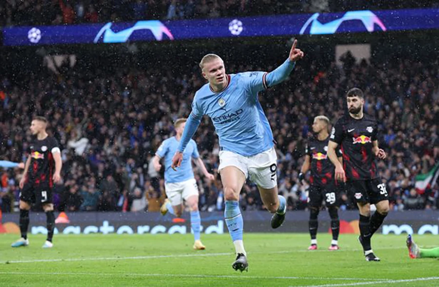 Haaland trở thành cầu thủ ghi nhiều bàn thắng nhất lịch sử Man City trong 1 mùa giải. ẢNH: GETTY