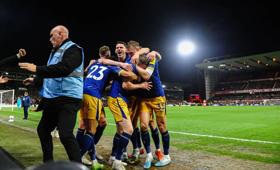 Premier League khuyến cáo các đội bóng không nên ăn mừng bàn thắng sớm. ẢNH: GETTY