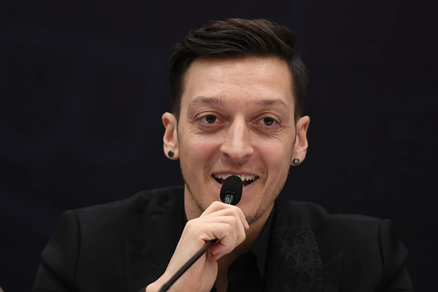 Ozil tuyên bố giải nghệ ở tuổi 34. ẢNH: GETTY