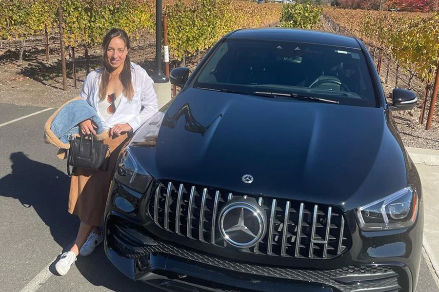 Jessica Pegula phải cảm ơn Thượng đế vì có người cha tỉ phú. ẢNH: INSTAGRAM PEGULA