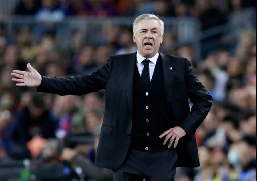 ... hơn gấp đôi người đồng nghiệp Ancelotti của Real Madrid. ẢNH: REUTERS