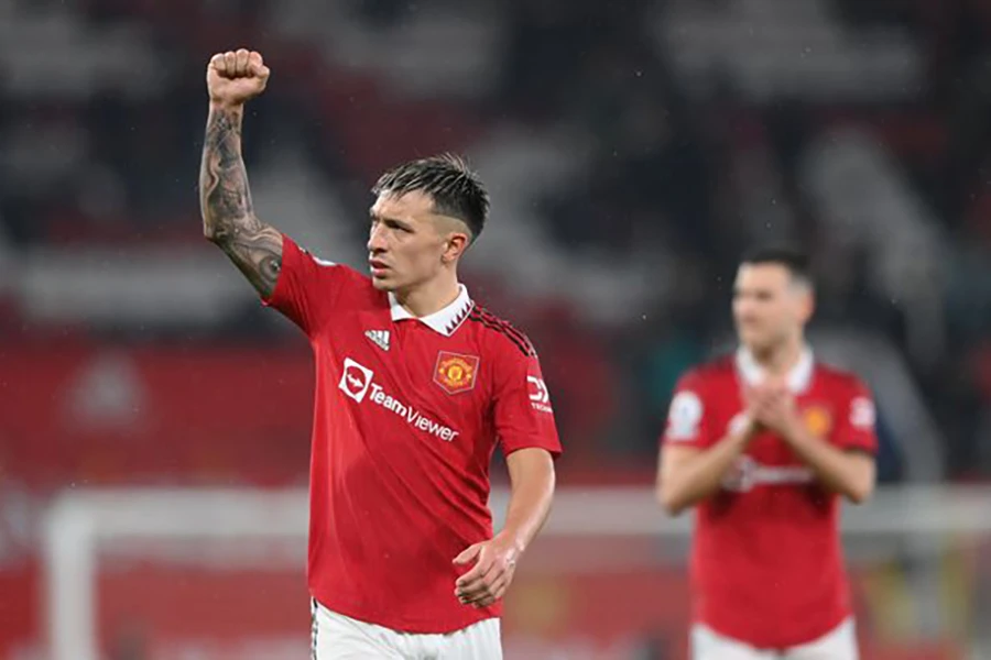 Martinez kêu gọi các đồng đội chiến đấu vì thương hiệu của MU. ẢNH: GETTY