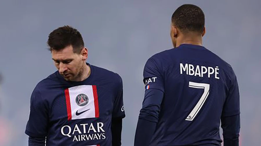 Lionel Messi và Kylian Mbappe đều chưa thể giúp PSG đi lên. ẢNH: GETTY