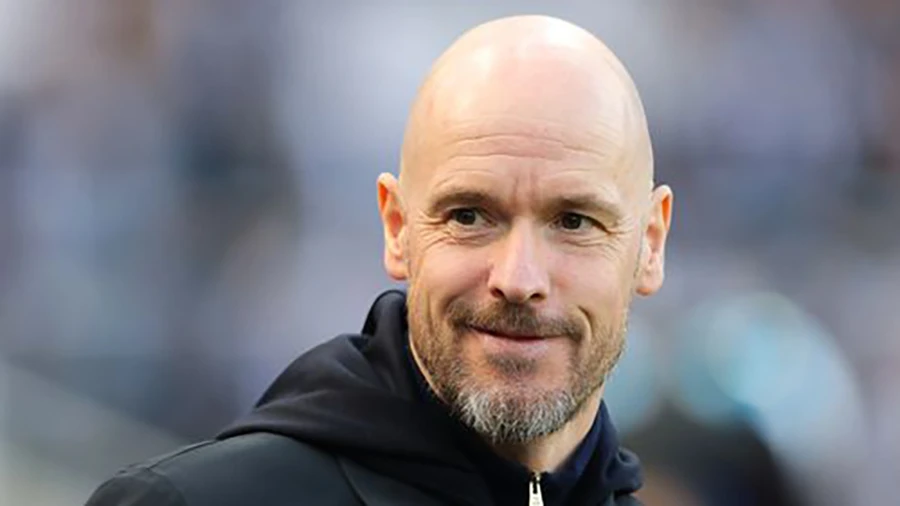 HLV Erik Ten Hag đang nhận được sự ủng hộ lớn từ fan MU. ẢNH: GETTY HLV Erik Ten Hag đang nhận được sự ủng hộ lớn từ fan MU. ẢNH: GETTY