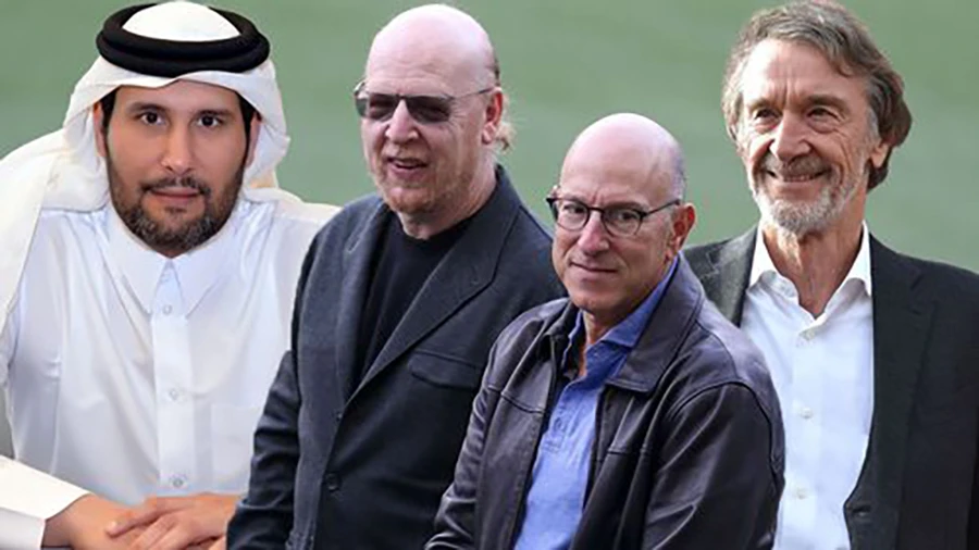 CĐV MU mong đợi nhà Glazer bán MU càng nhanh càng tốt. ẢNH: MIRROR CĐV MU mong đợi nhà Glazer bán MU càng nhanh càng tốt. ẢNH: MIRROR